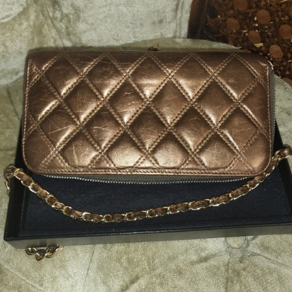 authentic chanel wallet - Picture 3 of 8